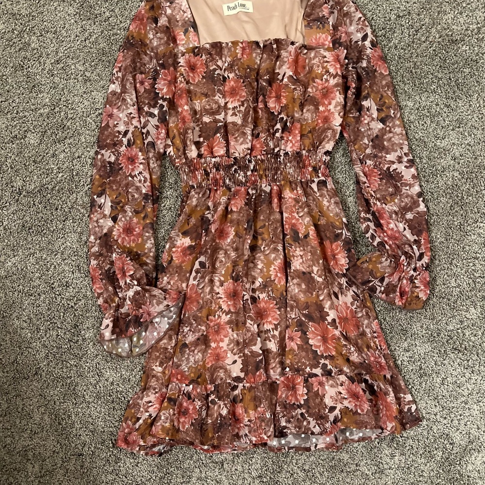 Peach love Dress. Brick/brown size small so cute